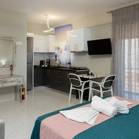 Zeusplace Delfini Seaside * Paralía